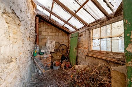 2 bedroom Terraced House for sale in St. Leonards Street, Stamford, PE9