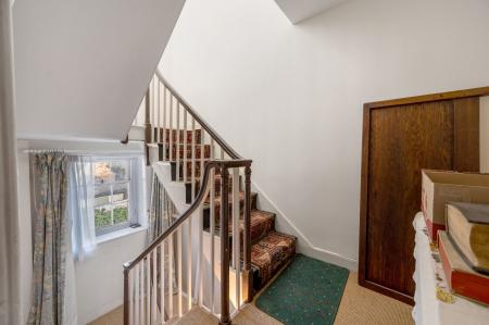 2 bedroom Terraced House for sale in St. Leonards Street, Stamford, PE9
