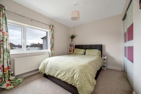 3 bedroom End of terrace house for sale in Worcester Crescent, Stamford, PE9