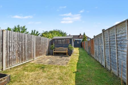 3 bedroom End of terrace house for sale in Worcester Crescent, Stamford, PE9