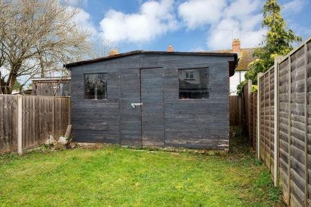 3 bedroom End of terrace house for sale in Worcester Crescent, Stamford, PE9