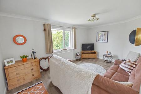 3 bedroom End of terrace house for sale in Worcester Crescent, Stamford, PE9