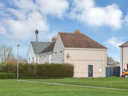 3 bedroom End of terrace house for sale in Worcester Crescent, Stamford, PE9