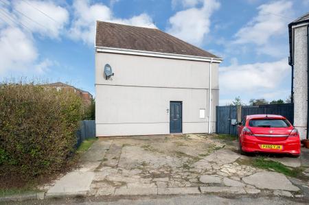 3 bedroom End of terrace house for sale in Worcester Crescent, Stamford, PE9