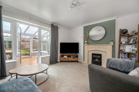 3 bedroom Terraced House for sale in Christ Church Close, Stamford, PE9