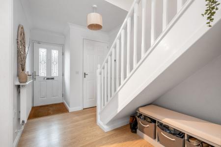 3 bedroom Terraced House for sale in Christ Church Close, Stamford, PE9