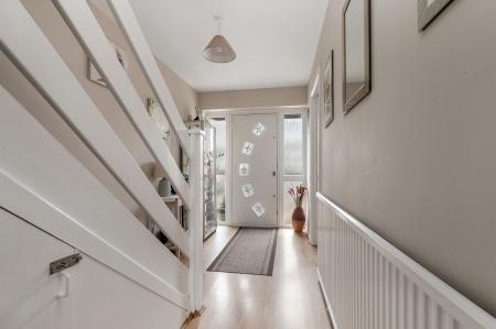 3 bedroom Semi-detached house for sale in Selwyn Road, Stamford, PE9