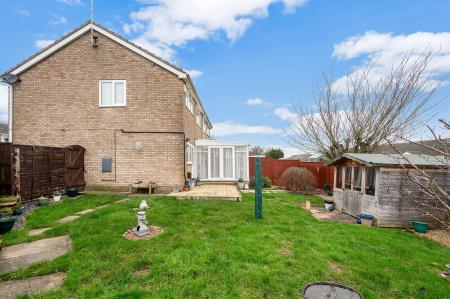 3 bedroom Semi-detached house for sale in Selwyn Road, Stamford, PE9