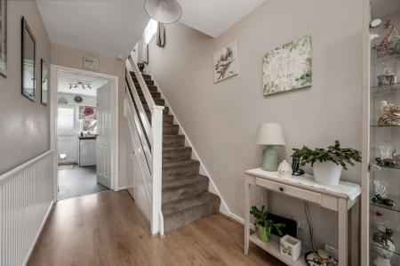 3 bedroom Semi-detached house for sale in Selwyn Road, Stamford, PE9