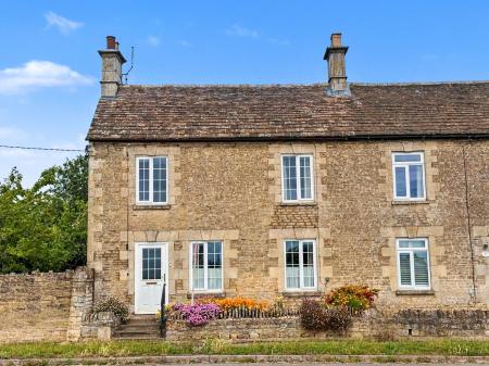 3 bedroom Semi-detached house for sale in Stamford Road, Easton On The Hill, PE9