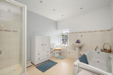 3 bedroom Semi-detached house for sale in Stamford Road, Easton On The Hill, PE9