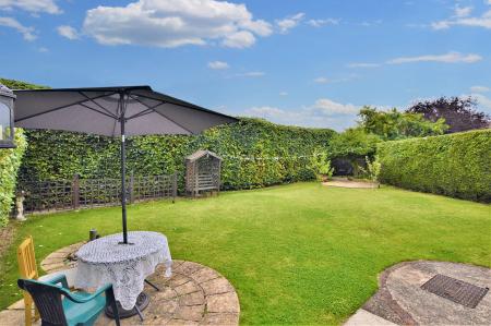 3 bedroom Semi-detached house for sale in Caledonian Road, Stamford, PE9