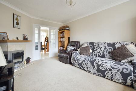 3 bedroom Semi-detached house for sale in Caledonian Road, Stamford, PE9