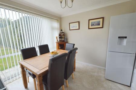 3 bedroom Semi-detached house for sale in Caledonian Road, Stamford, PE9
