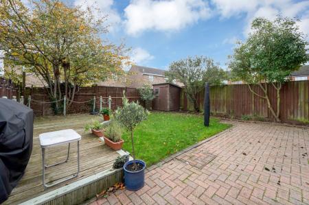 3 bedroom Semi-detached house for sale in Moray Close, Stamford, PE9