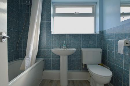 3 bedroom Semi-detached house for sale in Lindsey Road, Uffington, PE9