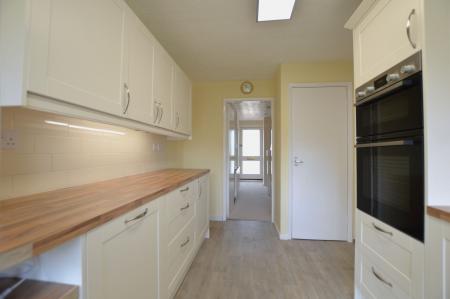 3 bedroom Semi-detached house for sale in Lindsey Road, Uffington, PE9