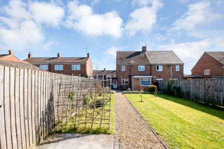 3 bedroom Semi-detached house for sale in Kesteven Road, Stamford, PE9