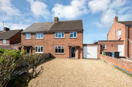 Kesteven Road, Stamford, PE9