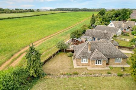 3 bedroom Detached bungalow for sale in Easton On The Hill, Stamford, PE9