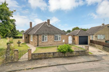 3 bedroom Detached bungalow for sale in Easton On The Hill, Stamford, PE9