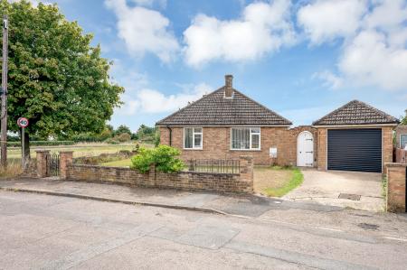 3 bedroom Detached bungalow for sale in Easton On The Hill, Stamford, PE9