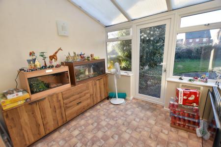 3 bedroom Semi-detached house for sale in Cottesmore Road, Stamford, PE9