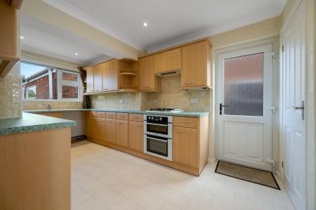 3 bedroom Semi-detached house for sale in Cottesmore Road, Stamford, PE9