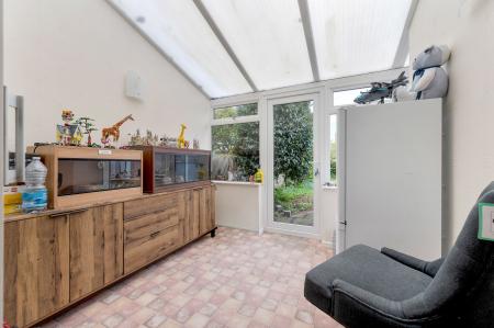 3 bedroom Semi-detached house for sale in Cottesmore Road, Stamford, PE9