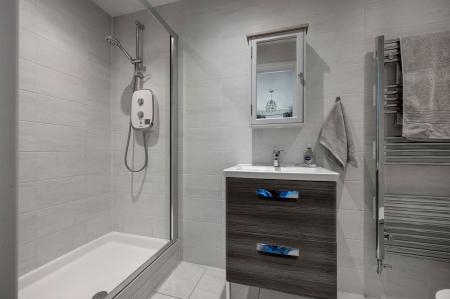 3 bedroom Detached house for sale in Kingsdown Drive, Stamford, PE9