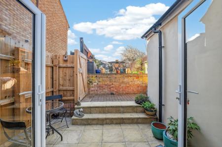 3 bedroom End of terrace house for sale in Reform Street, Stamford, PE9