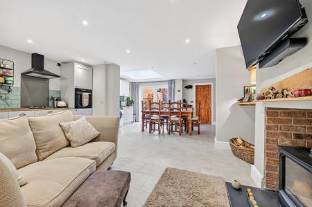 3 bedroom End of terrace house for sale in Reform Street, Stamford, PE9