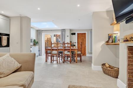 3 bedroom End of terrace house for sale in Reform Street, Stamford, PE9