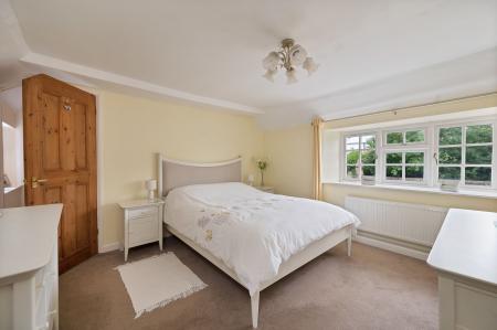 2 bedroom Character Property for sale in High Street, Easton On The Hill, PE9