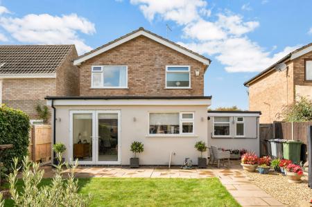3 bedroom Detached house for sale in Walcot Way, Stamford, PE9