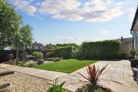 3 bedroom Detached house for sale in Walcot Way, Stamford, PE9