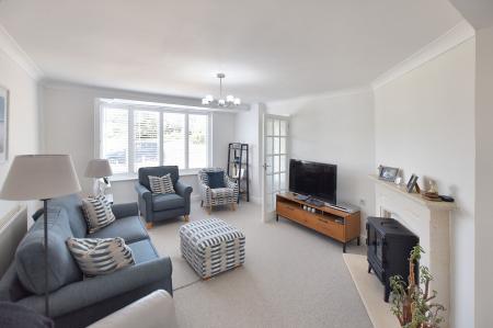 3 bedroom Detached house for sale in Walcot Way, Stamford, PE9