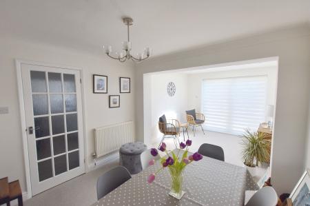 3 bedroom Detached house for sale in Walcot Way, Stamford, PE9