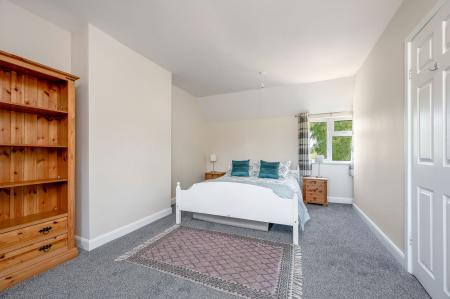 3 bedroom Semi-detached house for sale in Elton Road, Wansford, PE8