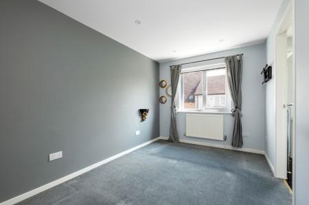 4 bedroom Terraced House for sale in Gresley Drive, Stamford, PE9