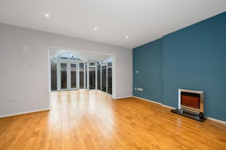 4 bedroom Terraced House for sale in Gresley Drive, Stamford, PE9