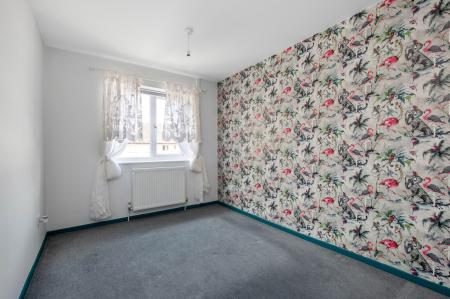 4 bedroom Terraced House for sale in Gresley Drive, Stamford, PE9