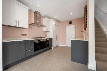3 bedroom End of terrace house for sale in Warrenne Keep, Stamford, PE9