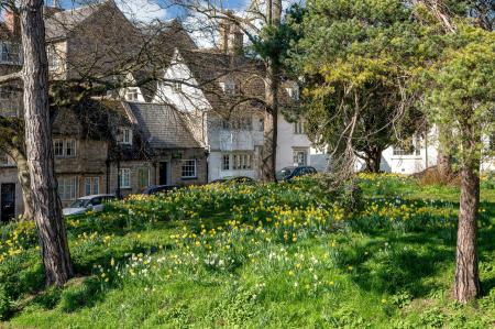 3 bedroom End of terrace house for sale in Warrenne Keep, Stamford, PE9