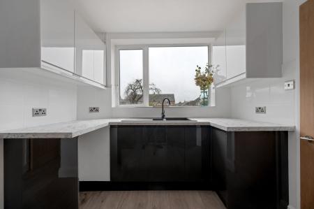 5 bedroom Detached house for sale in Sutherland Way, Stamford, PE9