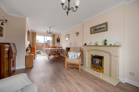 2 bedroom Detached bungalow for sale in Foundry Road, Stamford, PE9