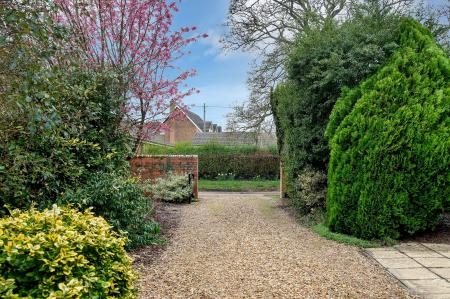 3 bedroom Detached bungalow for sale in Rosamundi, Little Casterton