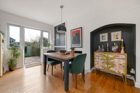 3 bedroom Terraced House for sale in Emlyns Street, Stamford, PE9