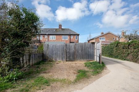 3 bedroom Terraced House for sale in Emlyns Street, Stamford, PE9