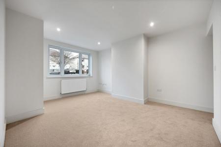 4 bedroom Semi-detached house for sale in Melbourne Road, Stamford, PE9